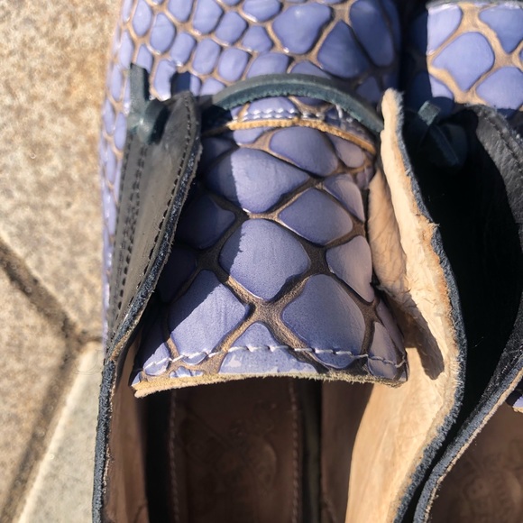 ❤️Freebird by Steven Mabel Croc Leather Blue Black Loafers Size 7 - Picture 6 of 11